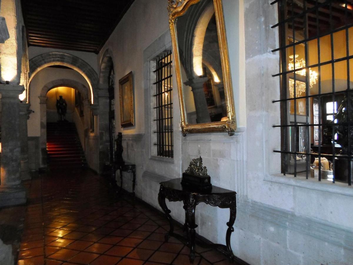 Virrey De Mendoza Hotel Morelia Exterior photo